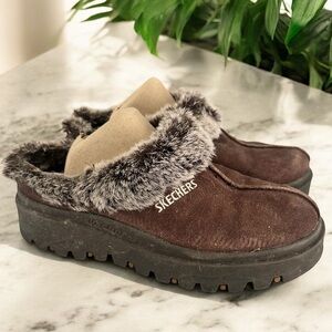 Vintage Skechers Women's Brown Suede Faux Fur-Lined Slip-On Shoes